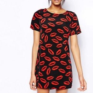 COPY - Zack London Red Lips shift dress.  Size 6. UK 10.